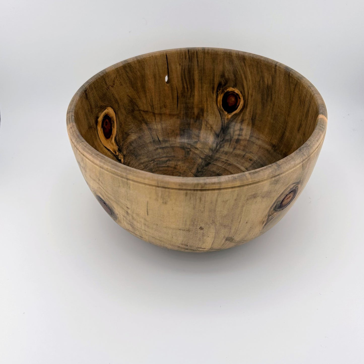 Handcrafted Norfolk Island Pine 7-inch Diameter Bowl