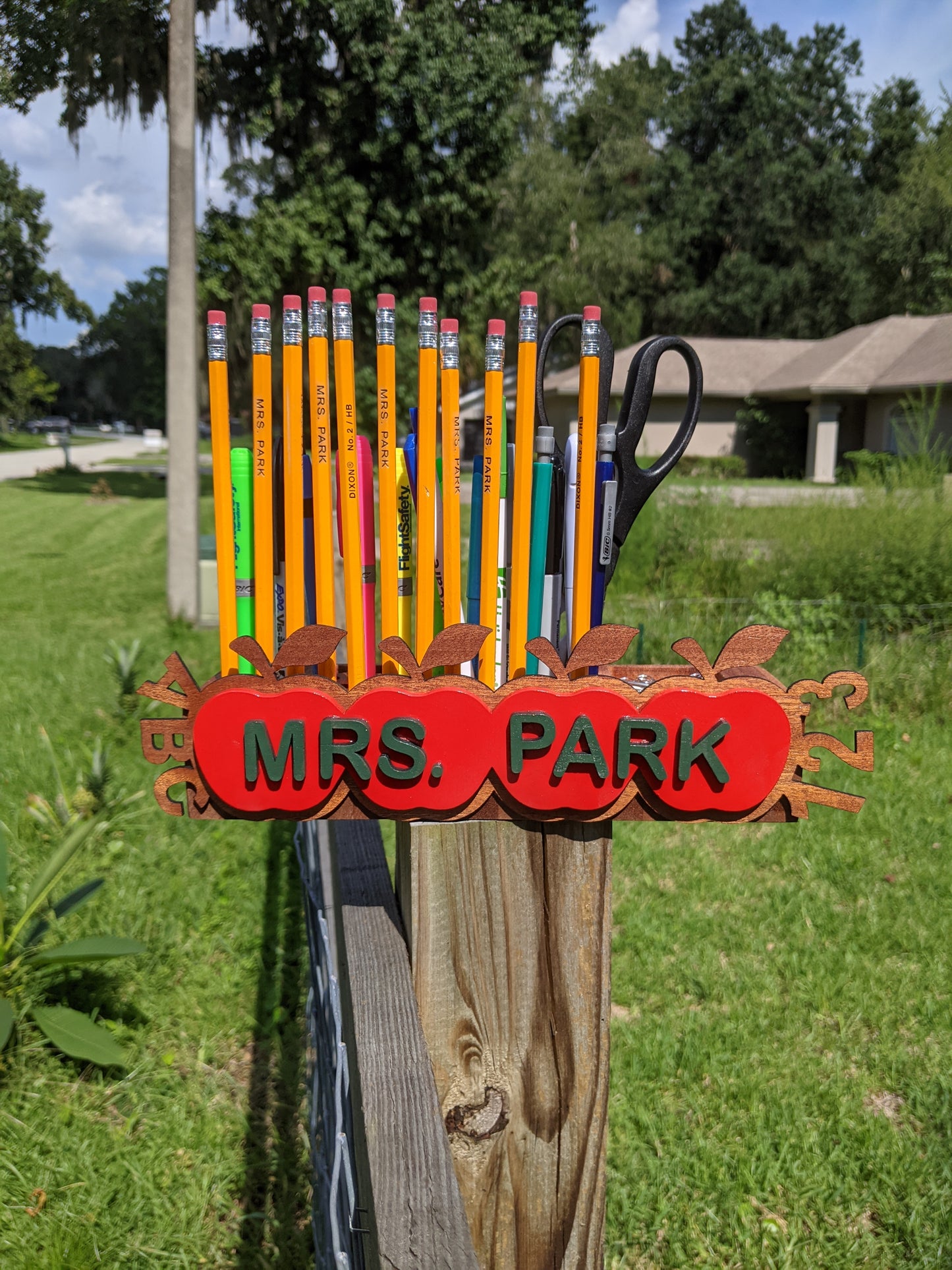 Teachers desk Pencil holder