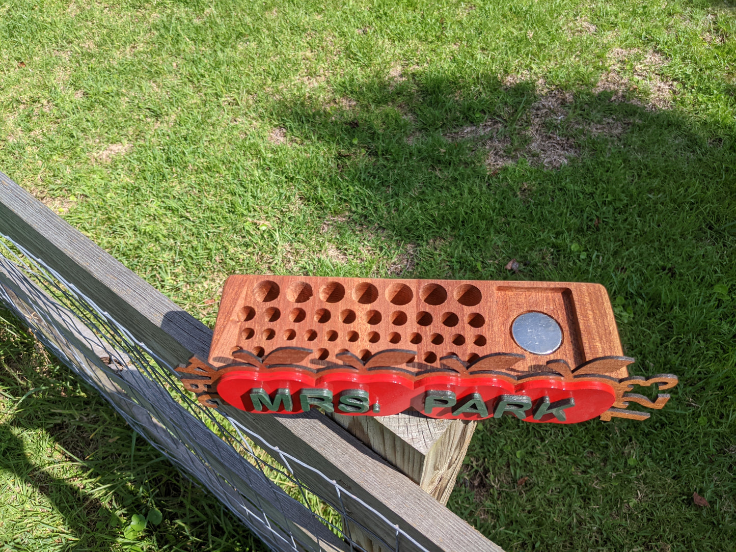 Teachers desk Pencil holder